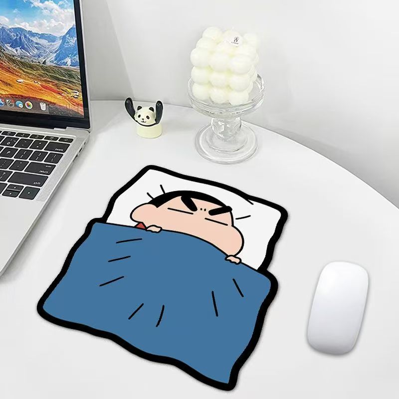 Cute Crayon Shinchan Mouse Pad - Desk Setup Ergonomic ulasan dan harga